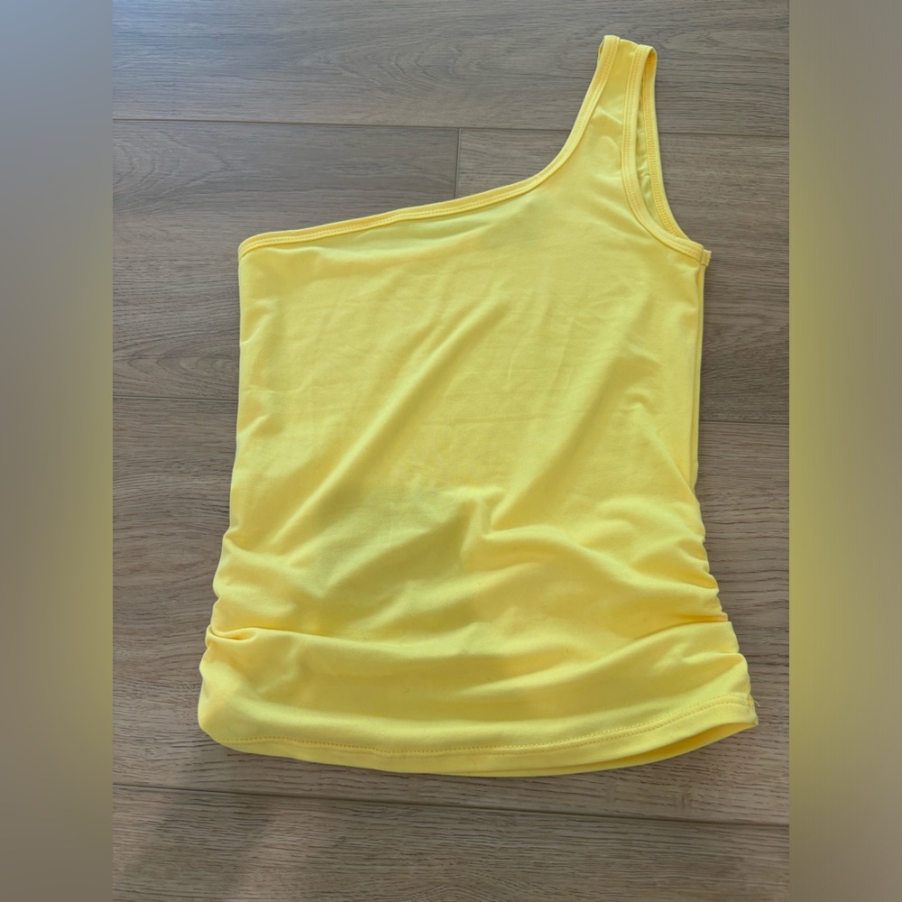 NWOT One Shoulder Tank